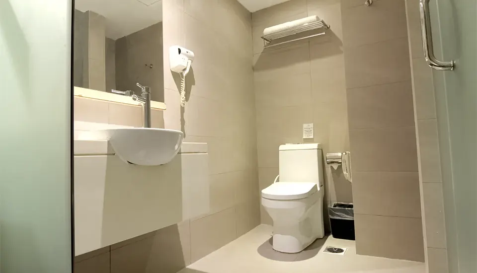 هتل پسیفیک اکسپرس سنترال مارکت